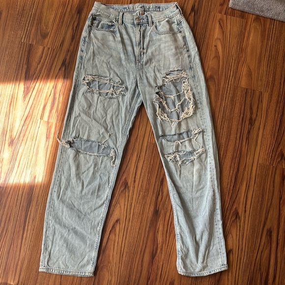 Distressed boyfriend Jeans - Picture 2 of 6